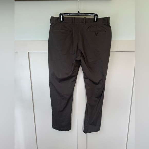J Crew Mercantile Flex Men’s Pants 36 X30 Gray Chino Straight Flat Front **FLAW - Picture 4 of 7